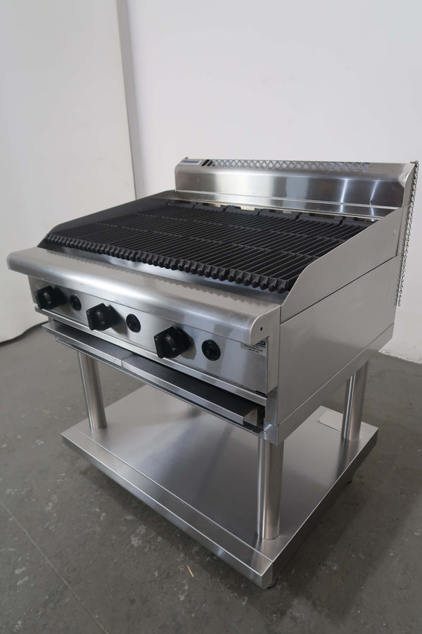 Waldorf CH8900G-LS 3 Burner Char Grill (2)