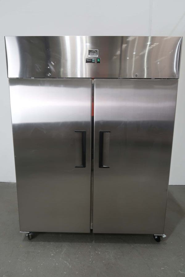 Mitchel F1170FDGN-TOP  Upright Freezer (3)