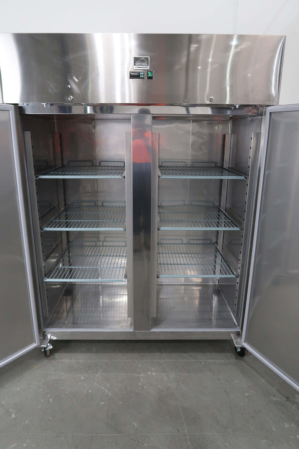 Mitchel F1170FDGN-TOP  Upright Freezer (5)