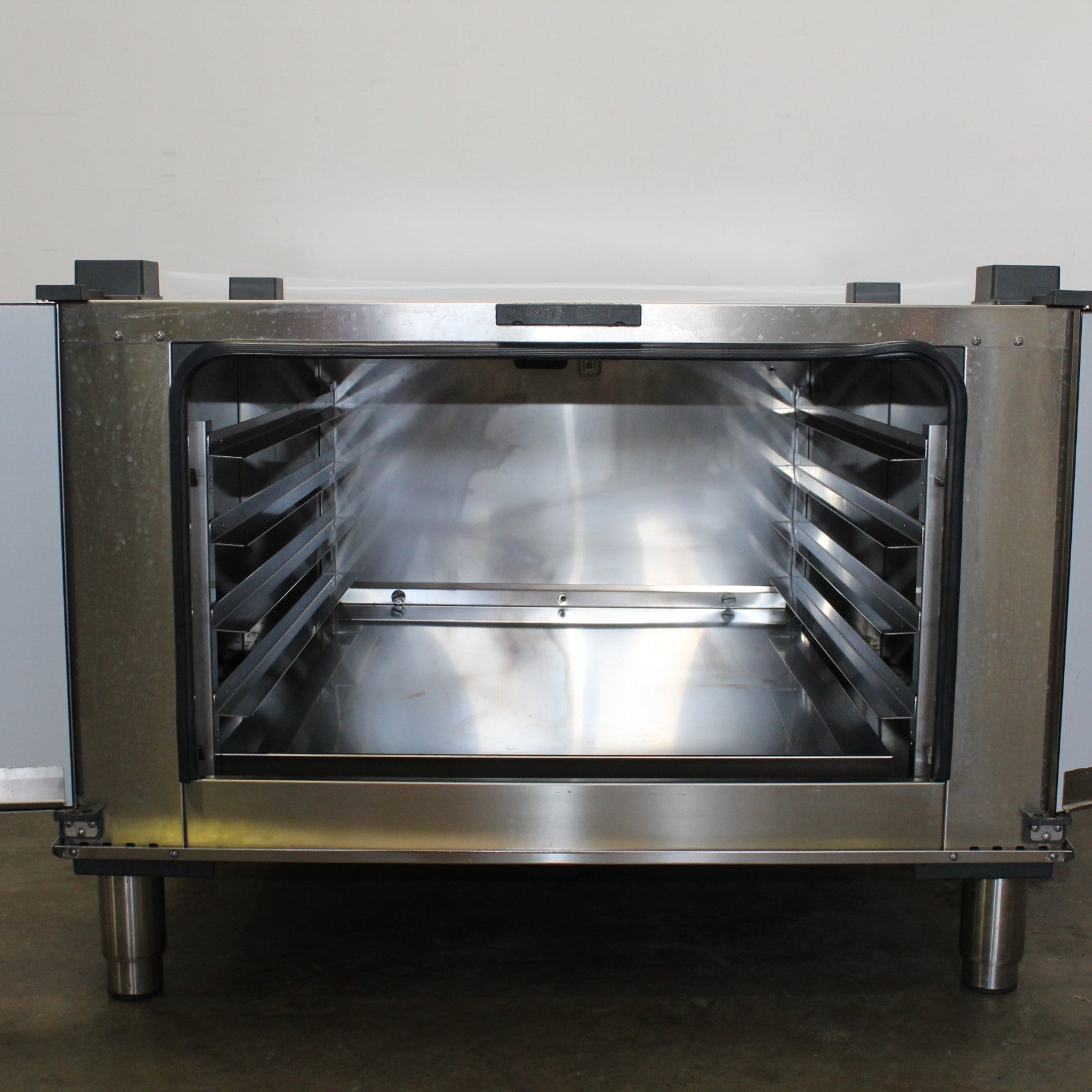Unox XEBPC-08EU-B Bakery Proofer (4)