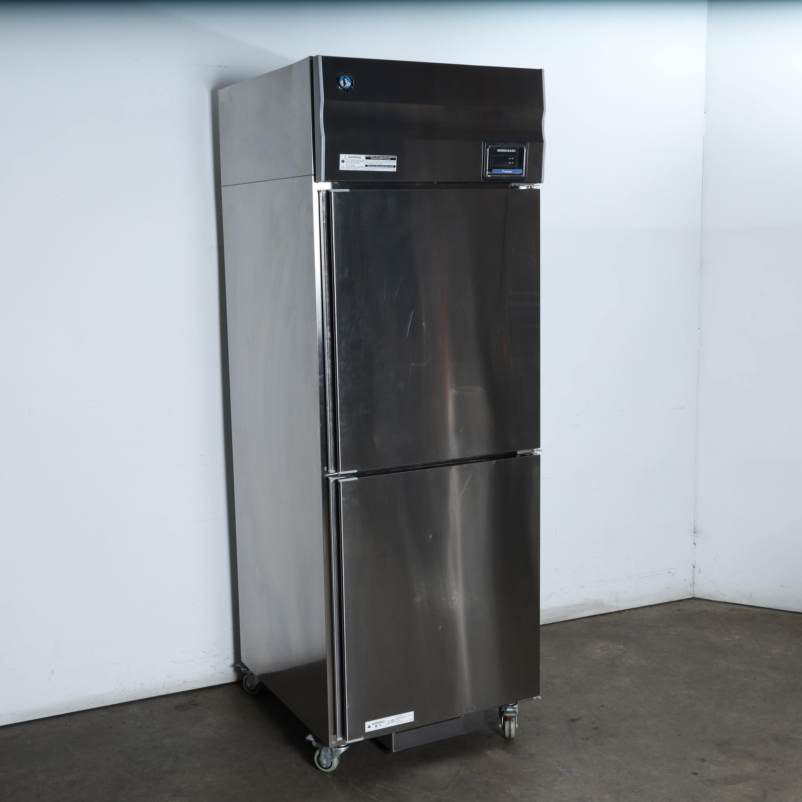 Hoshizaki HF-78MA-A Upright Freezer (2)