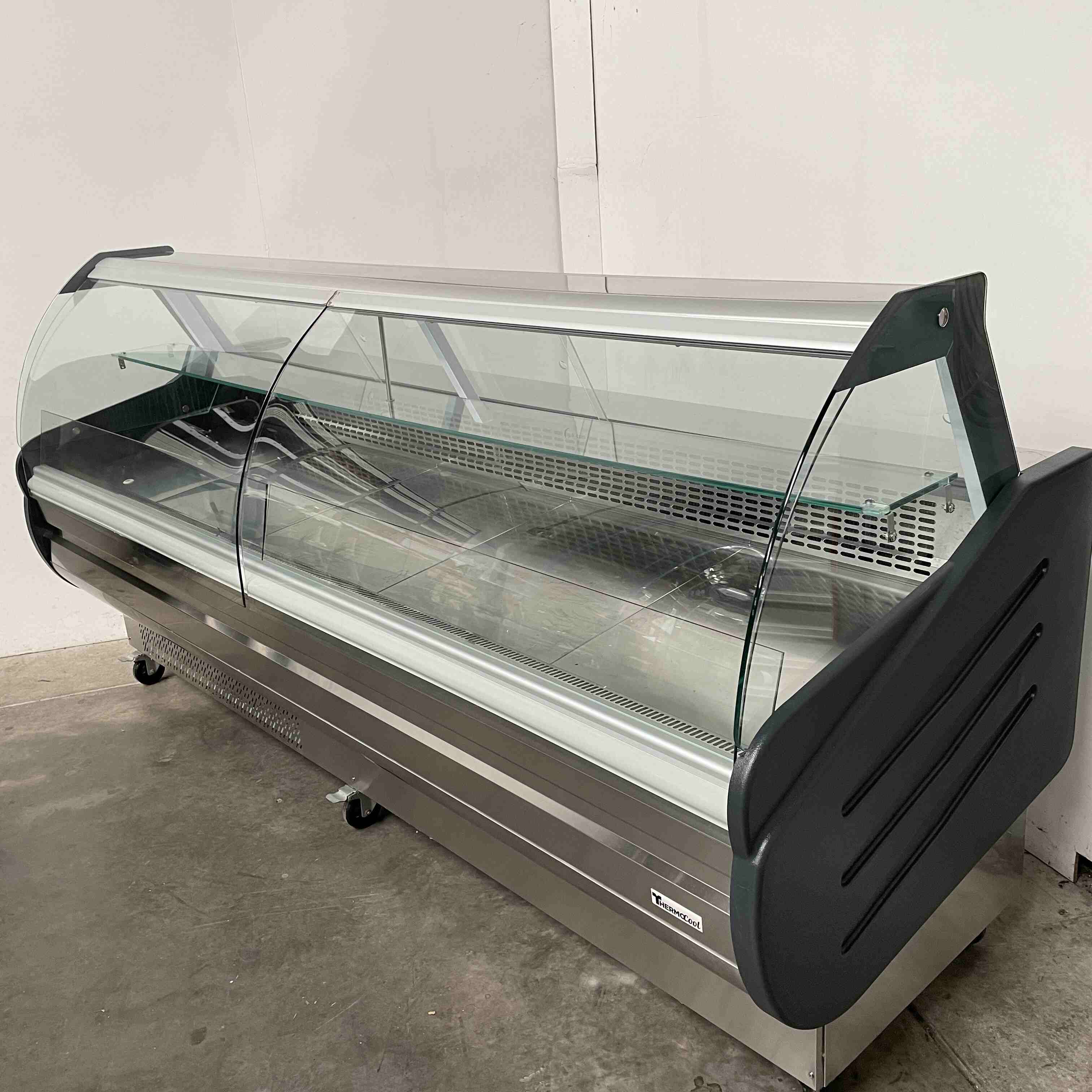 Thermocool A2. 5X Refrigerated Display (3)