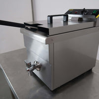 Apuro CP793-A C/Top 1 Pan Fryer (2)