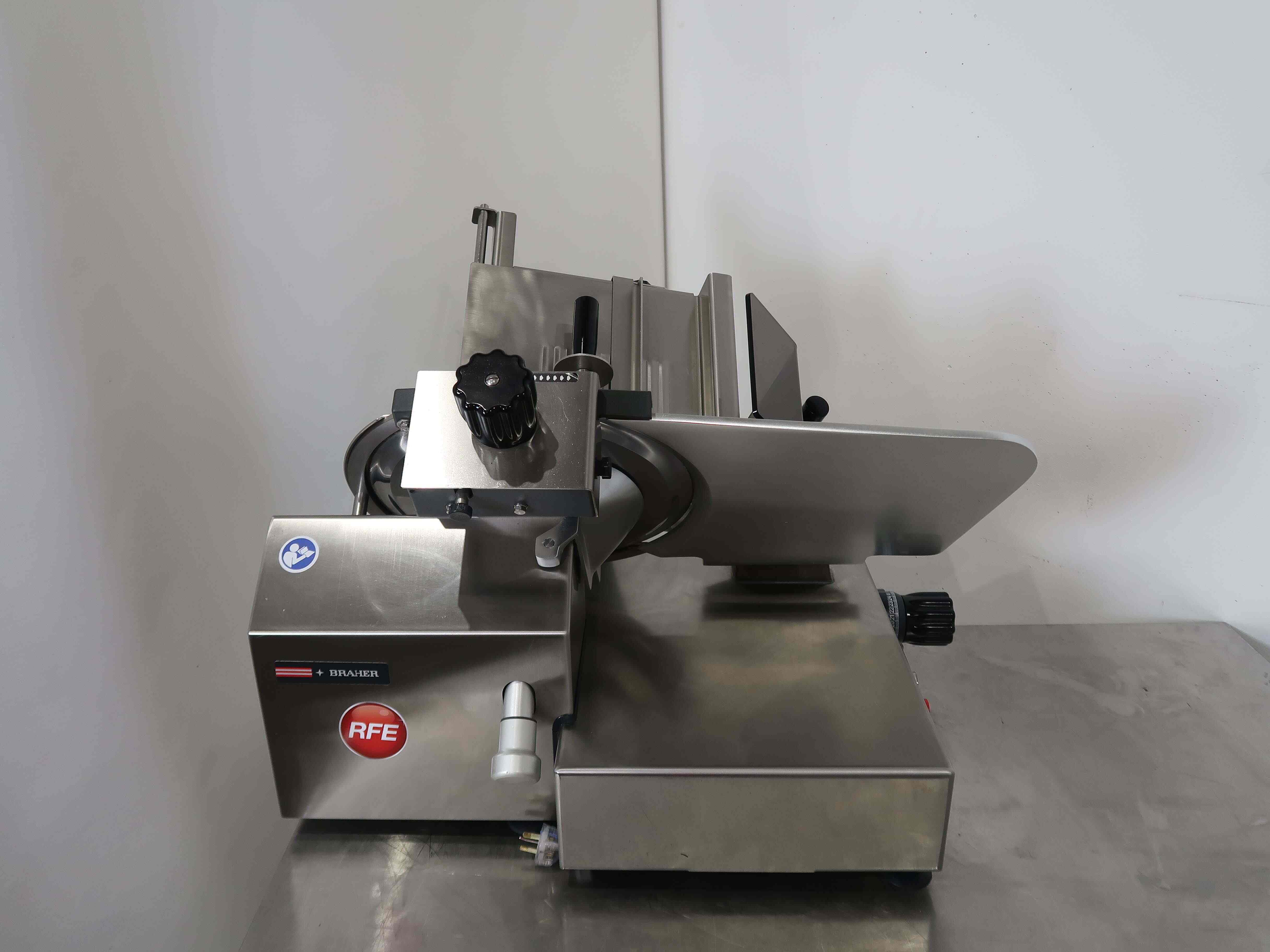 Braher Internacional MA350CE Meat Slicer (6)