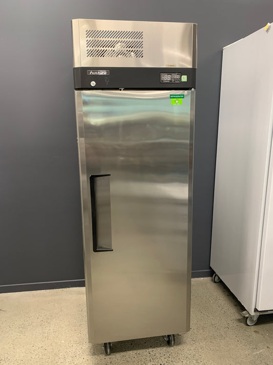 TURBOAIR 1 SOLID DOOR CHILLER 574 Ltr